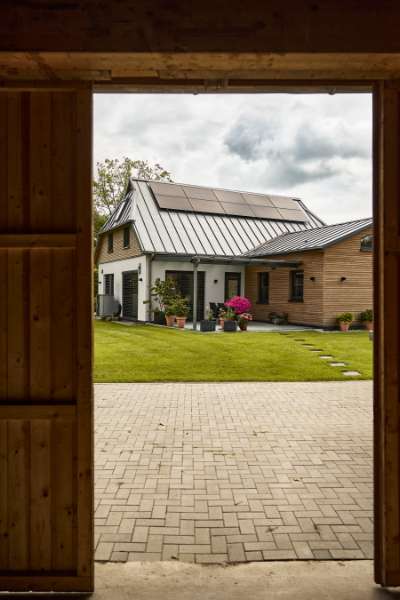 Charming combination of wood and steel profiles, Im Ziek 1, 27374 Visselhövede, Germany